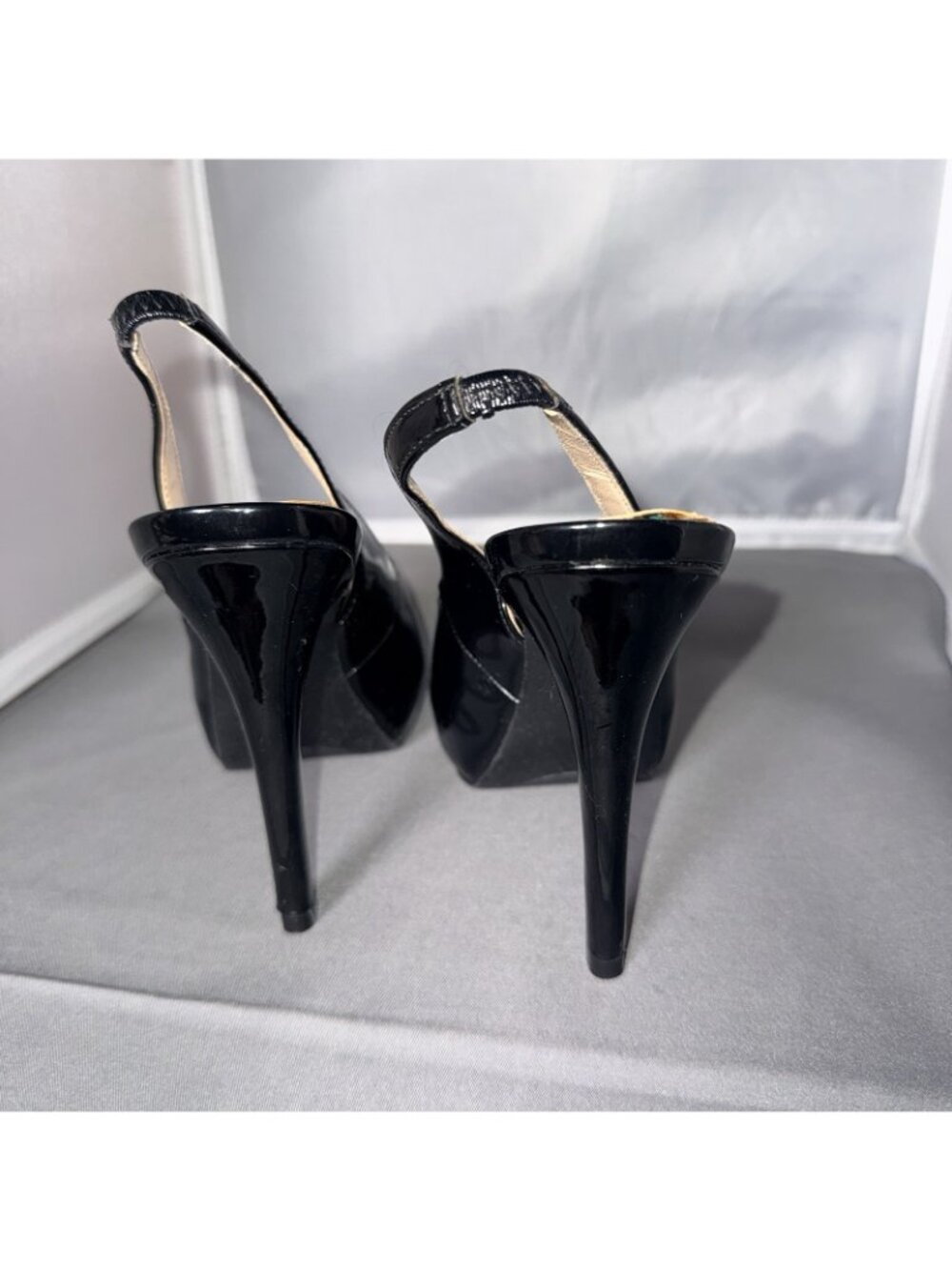 Guess WGSEEK-C Black Patent Peep Toe Slingback Platform Pumps Size 6M - Picture 4 of 6